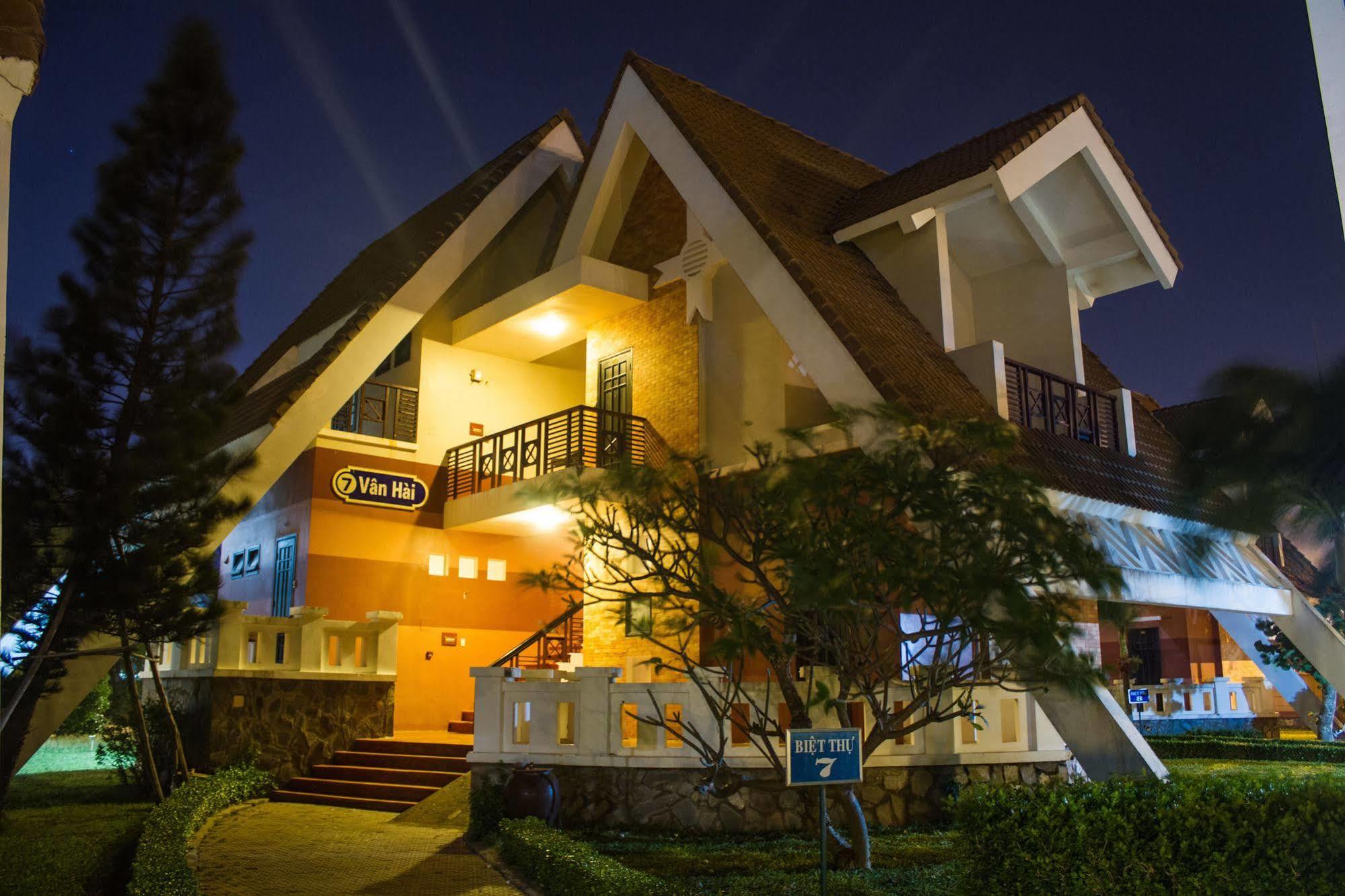 Lotus Vung Tau Resort & Spa Exterior photo